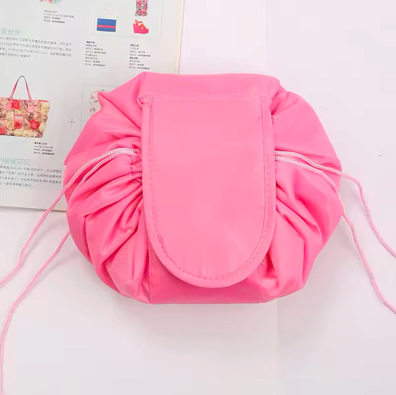 Travel cosmetic bag